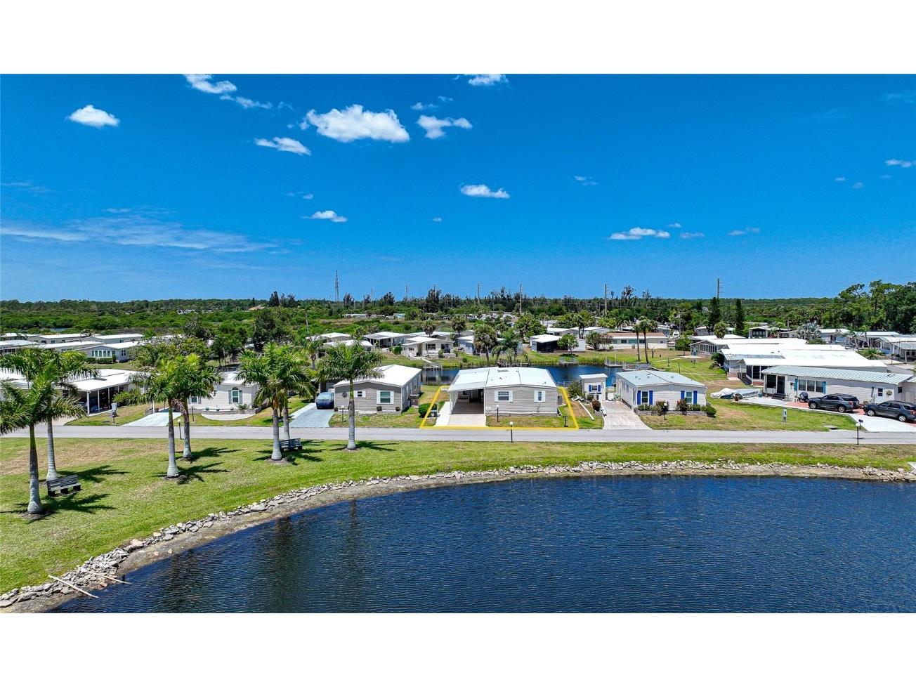 104 Martinique Road North Port FL 34287 C7493422 image1