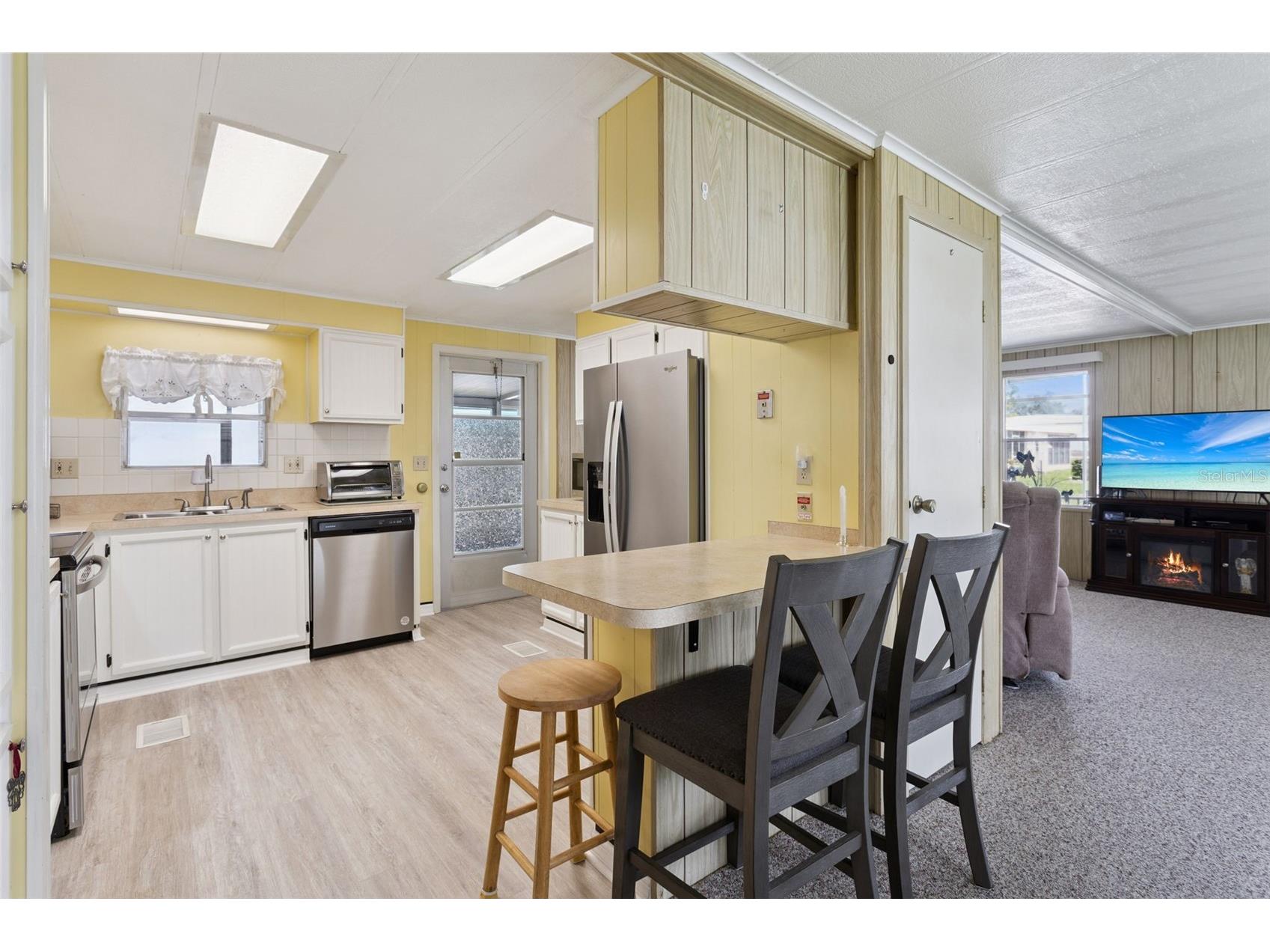 104 Oleander Cove Leesburg FL 34748 - PALATLAKAHA RIVER G5114927 image10
