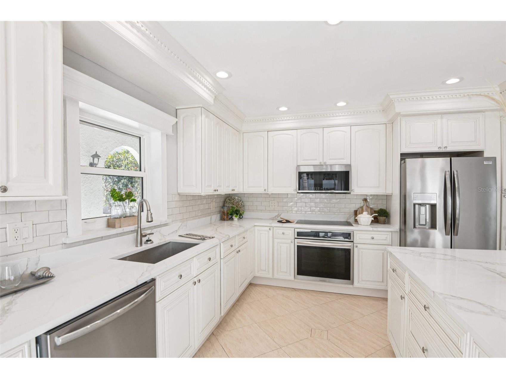 104 Palmera Boulevard NE Saint Petersburg FL 33704 TB8469818 image14