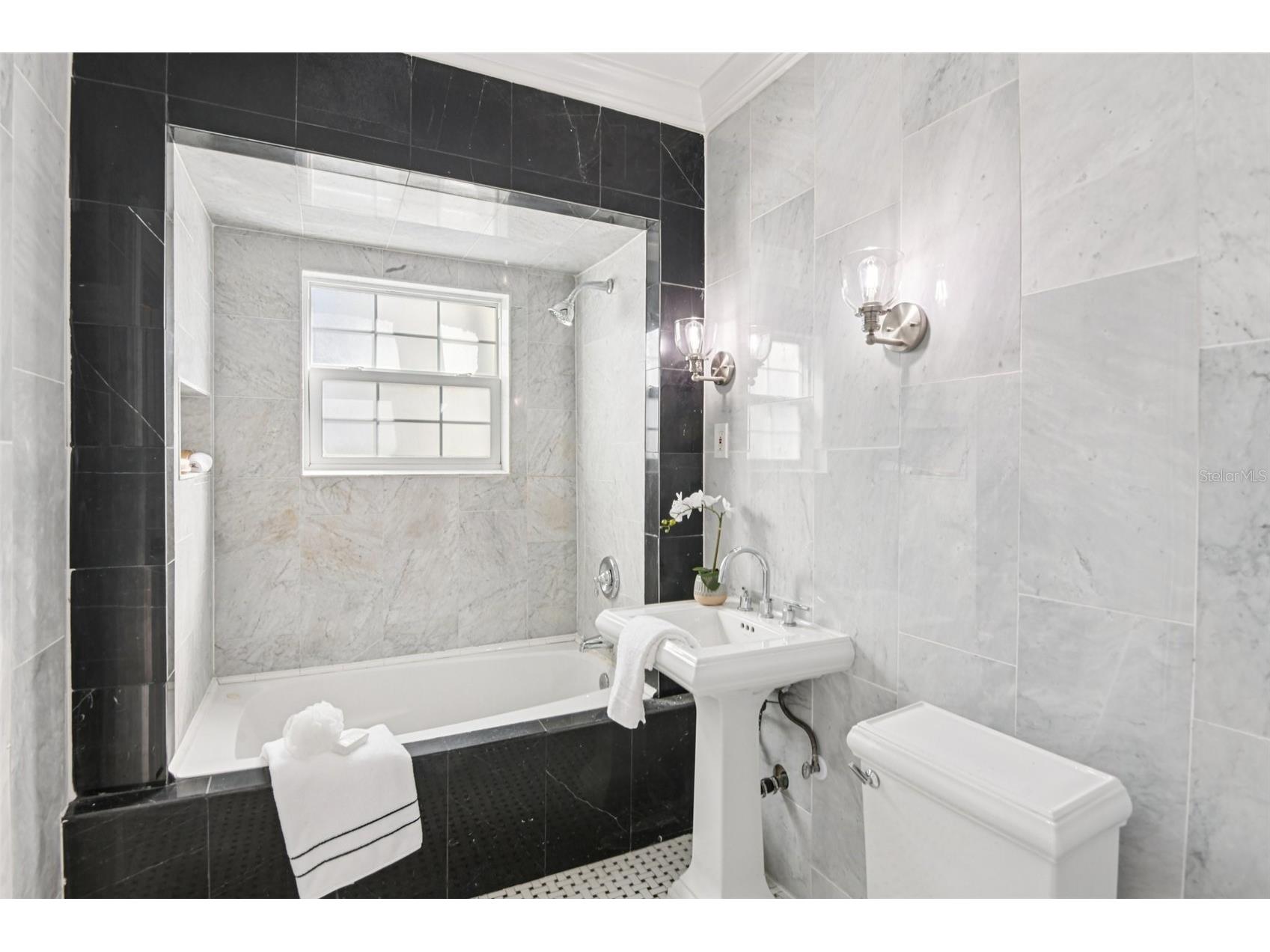 104 Palmera Boulevard NE Saint Petersburg FL 33704 TB8469818 image15