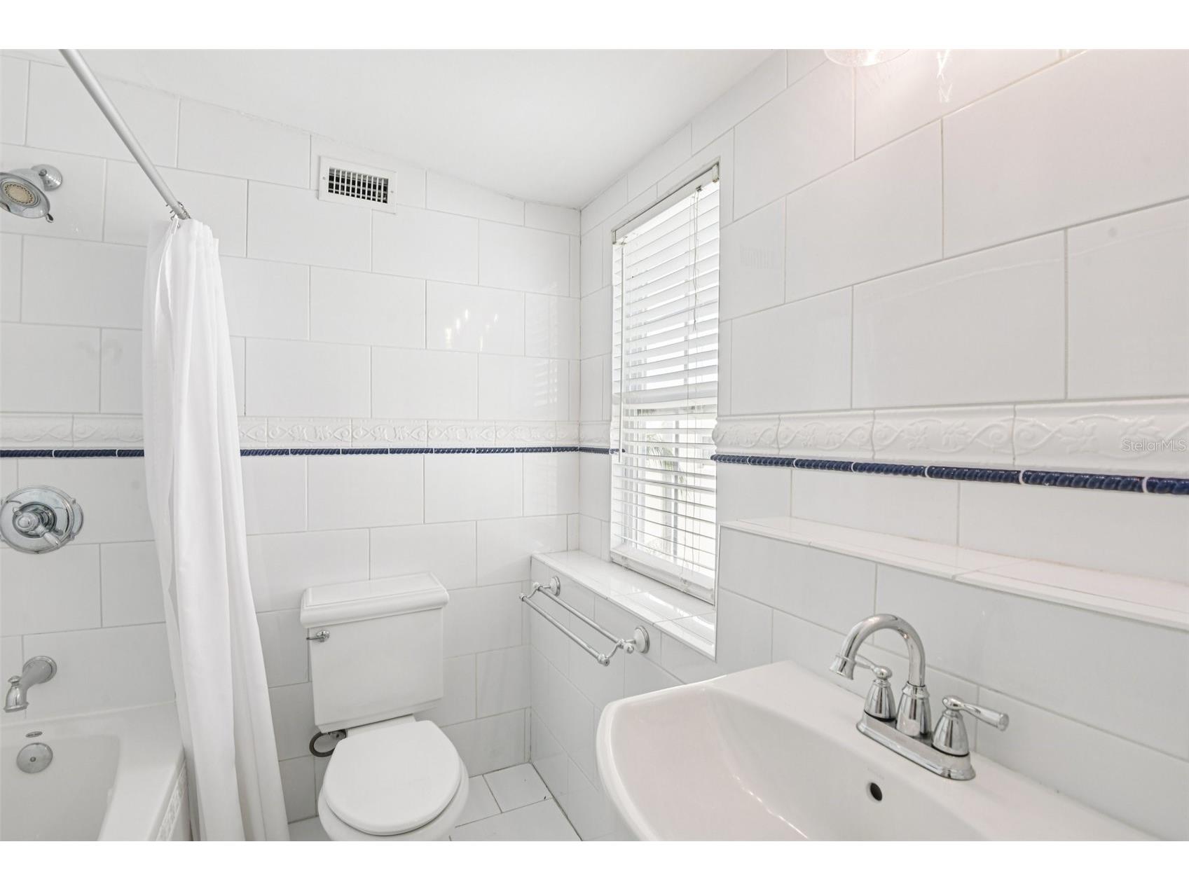 104 Palmera Boulevard NE Saint Petersburg FL 33704 TB8469818 image27