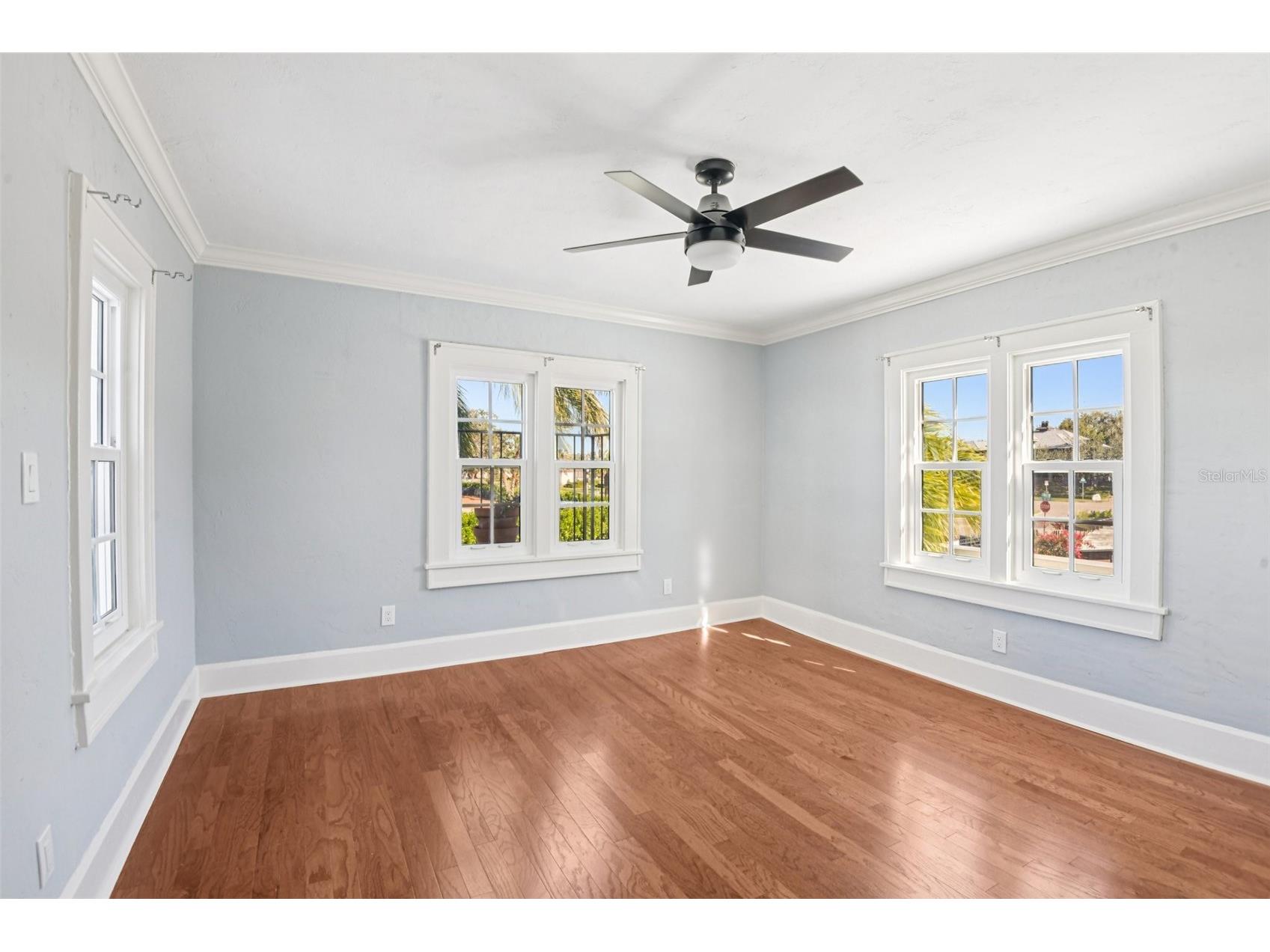 104 Palmera Boulevard NE Saint Petersburg FL 33704 TB8469818 image30