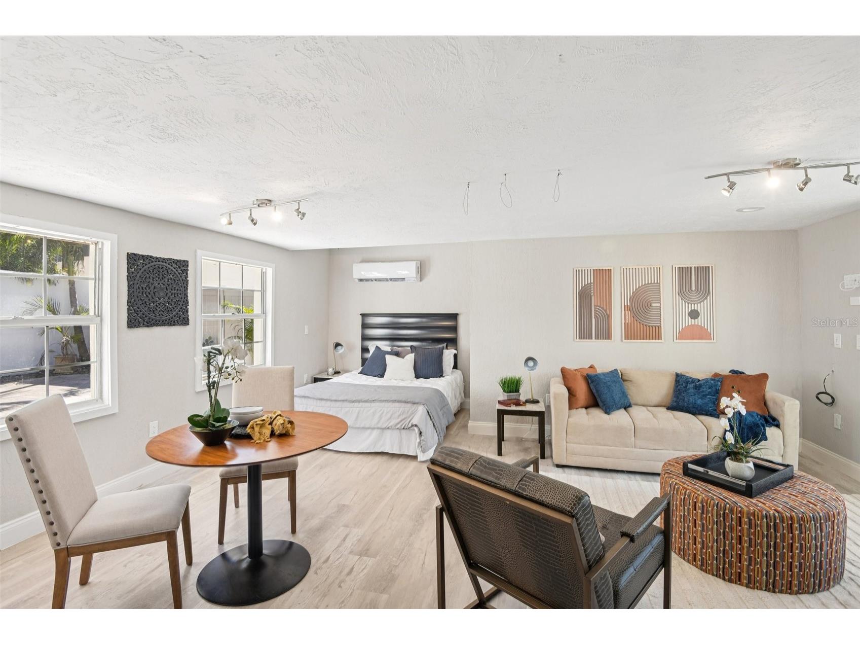 104 Palmera Boulevard NE Saint Petersburg FL 33704 TB8469818 image34