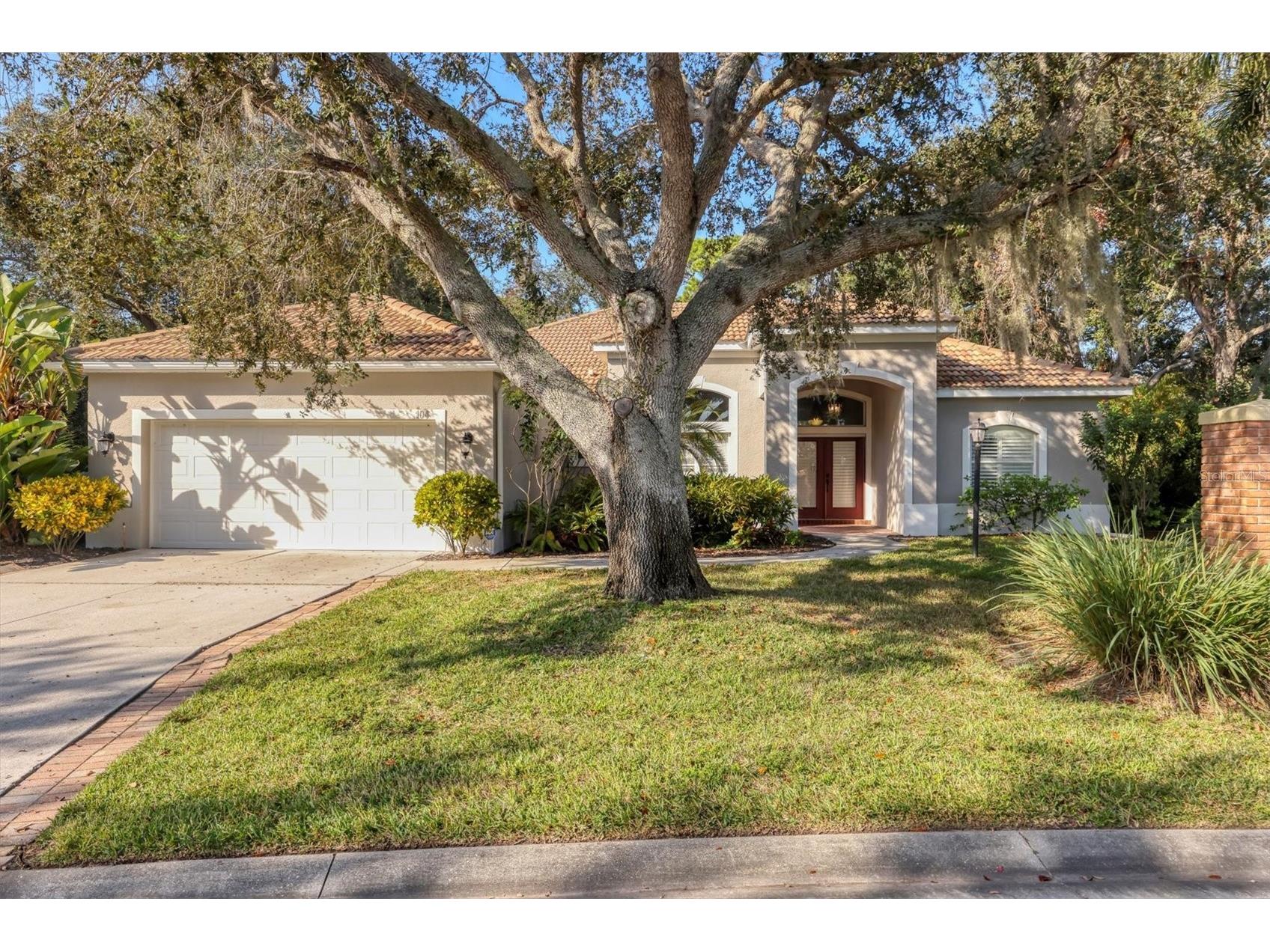 104 Park Trace Boulevard Osprey FL 34229 A4674221 image1