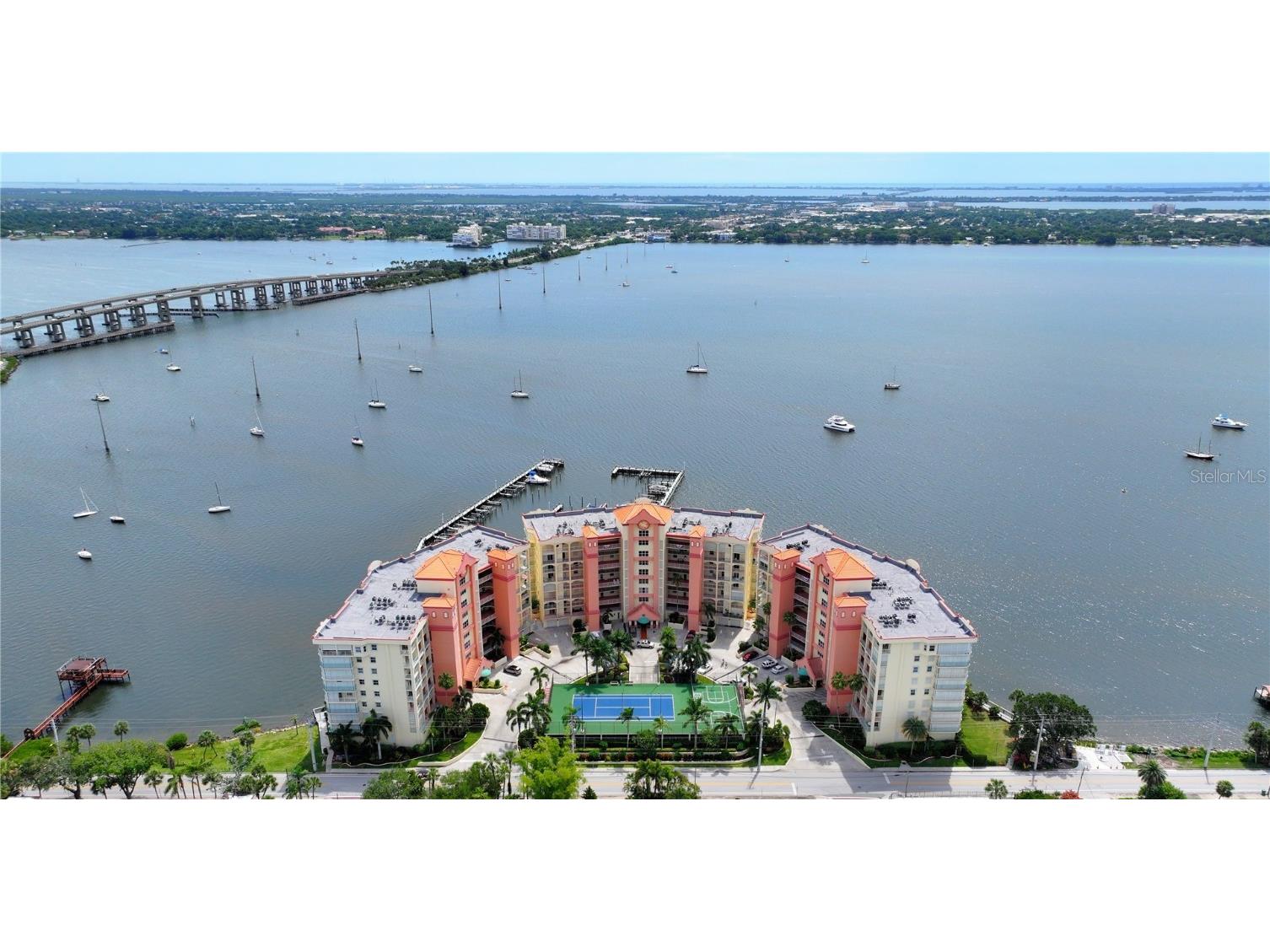 104 Riverside Dr #602 Cocoa FL 32922 - INDIAN RIVER O6118253 image1