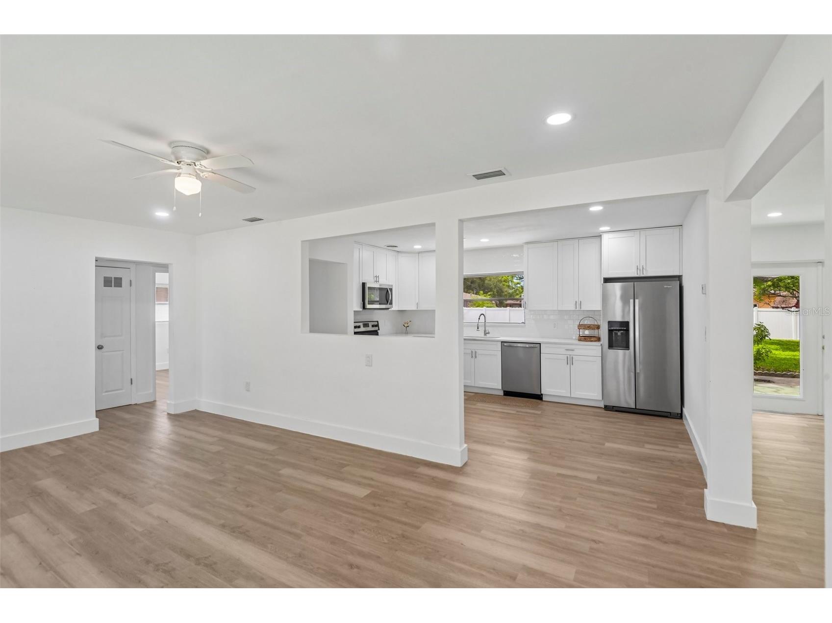104 S Hercules Avenue Clearwater FL 33765 TB8526162 image11