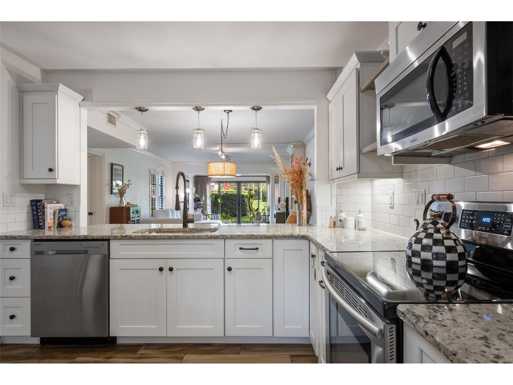 104 S Interlachen Avenue #114 Winter Park FL 32789 - LAKE OSCEOLA O6383401 image12