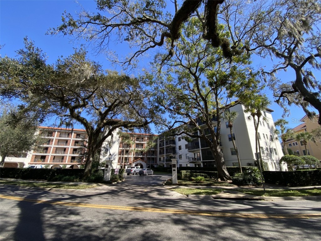 104 S Interlachen Avenue #414 Winter Park FL 32789 - LAKE OSCEOLA NS1080570 image1