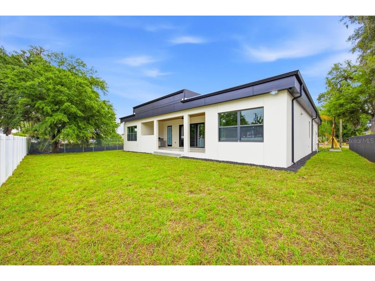 104 S Maki Road Plant City FL 33563 TB8462012 image26