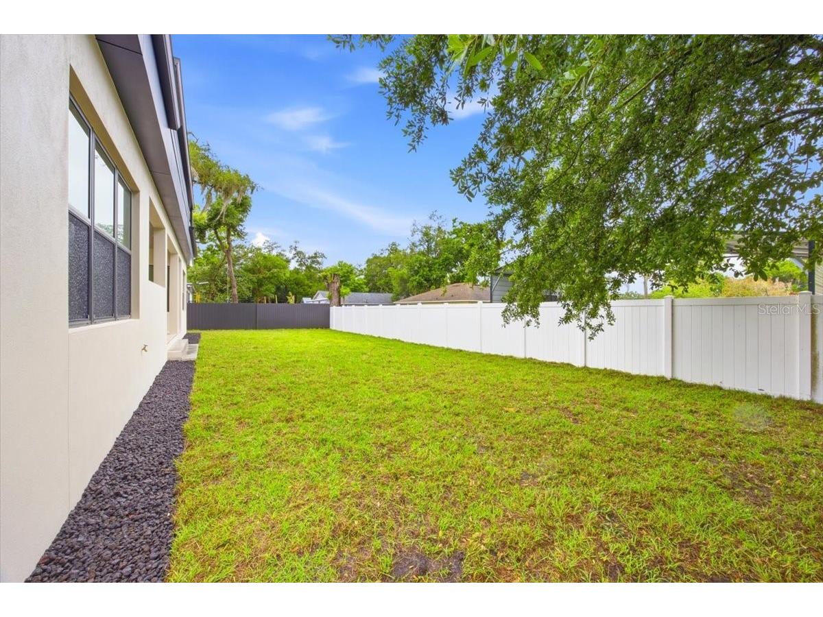 104 S Maki Road Plant City FL 33563 TB8462012 image27