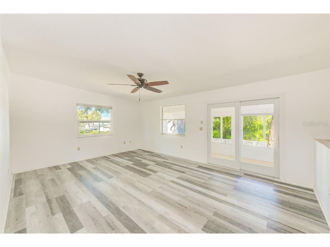 104 S Mayo Street Crystal Beach FL 34681 TB8439449 image13