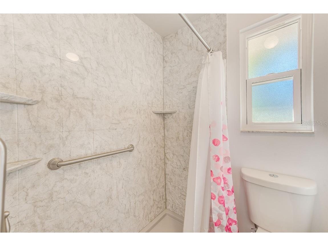 104 S Mayo Street Crystal Beach FL 34681 TB8439449 image32