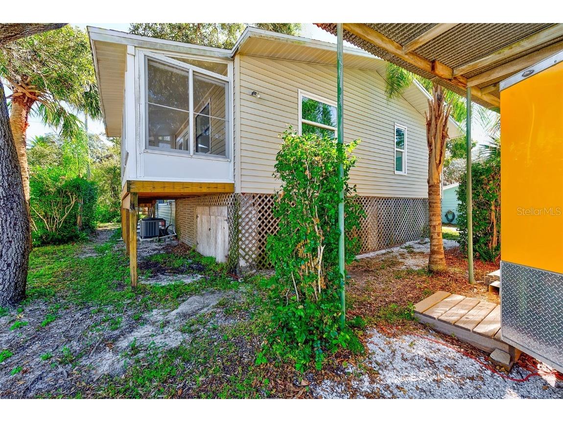 104 S Mayo Street Crystal Beach FL 34681 TB8439449 image40