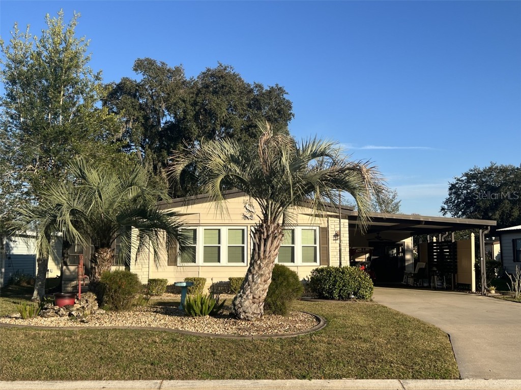104 Sugar Maple Avenue Wildwood FL 34785 - LAKE OKAHUMPKA G5077156 image1