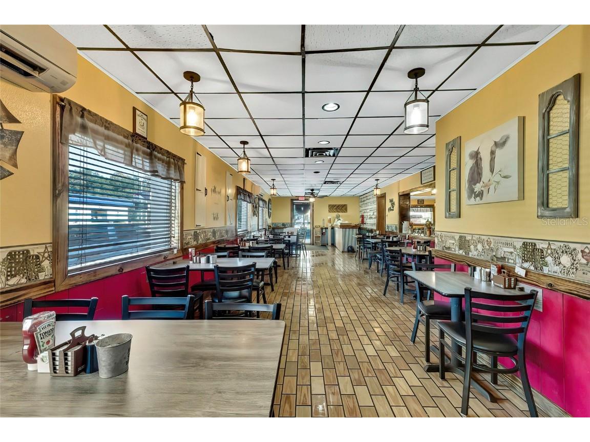 104 Us Highway 41 S Inverness FL 34450 W7870480 image10