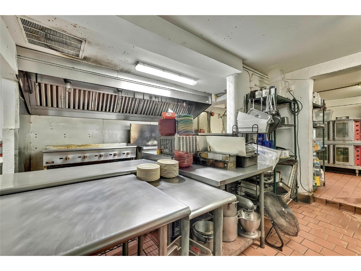 104 Us Highway 41 S Inverness FL 34450 W7870480 image25