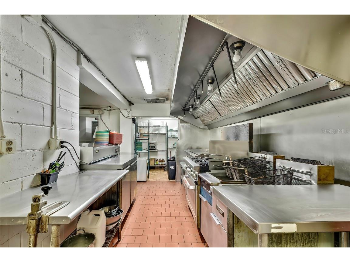 104 Us Highway 41 S Inverness FL 34450 W7870480 image27