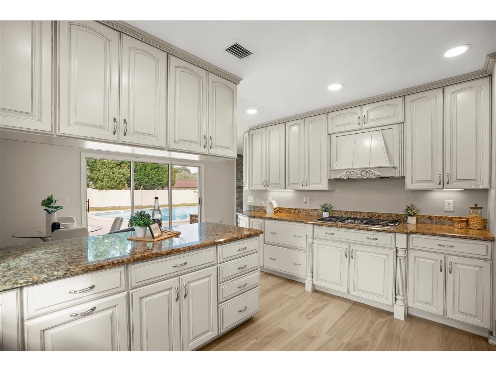 104 Valencia Loop Altamonte Springs FL 32714 - Spring Lake O6372578 image16