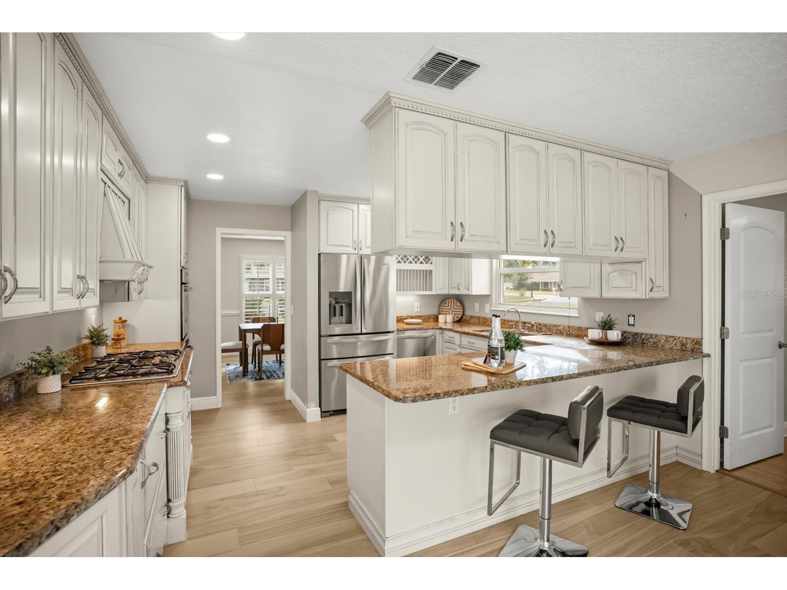 104 Valencia Loop Altamonte Springs FL 32714 - Spring Lake O6372578 image3