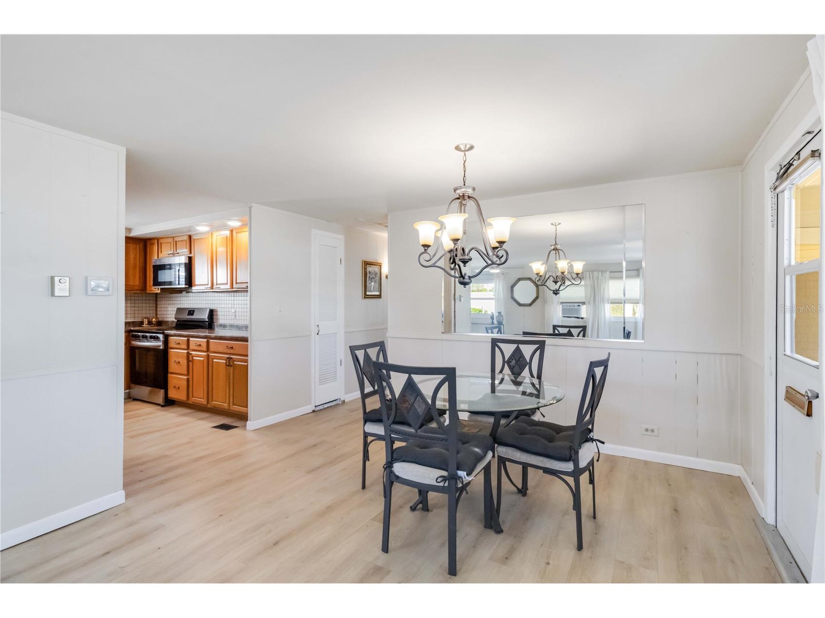 104 Via Veneto Venice FL 34285 A4668799 image15