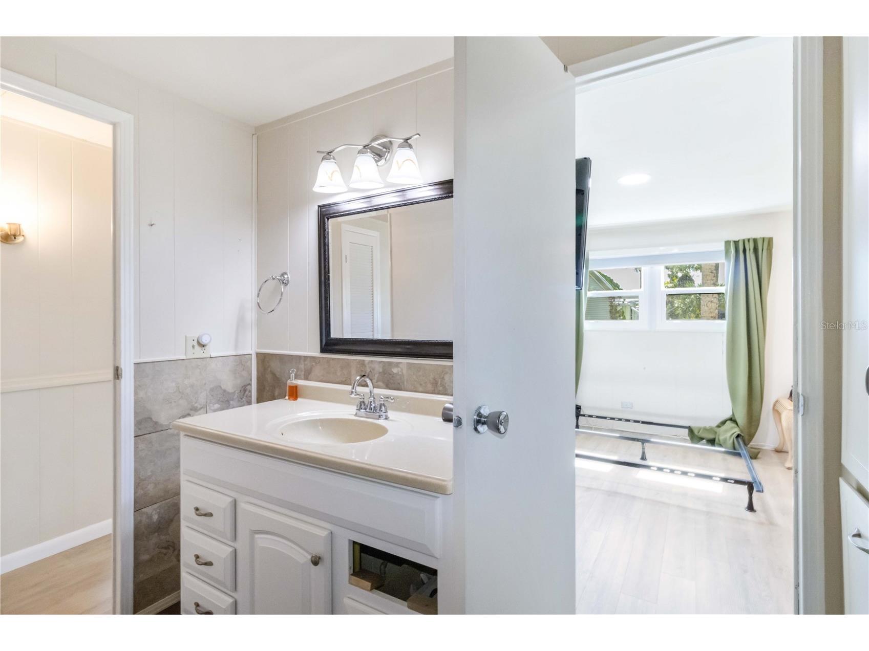 104 Via Veneto Venice FL 34285 A4668799 image28