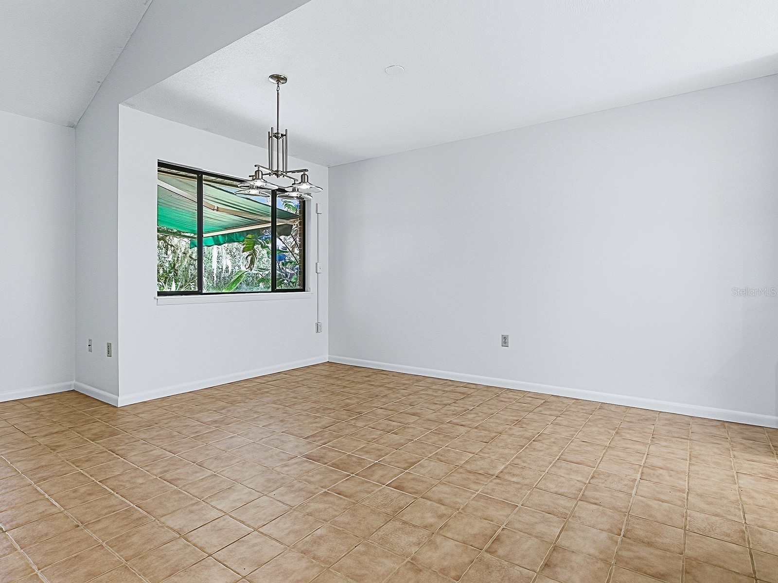 104 Waterwood Drive Yalaha FL 34797 - LAKE HARRIS G5107033 image9
