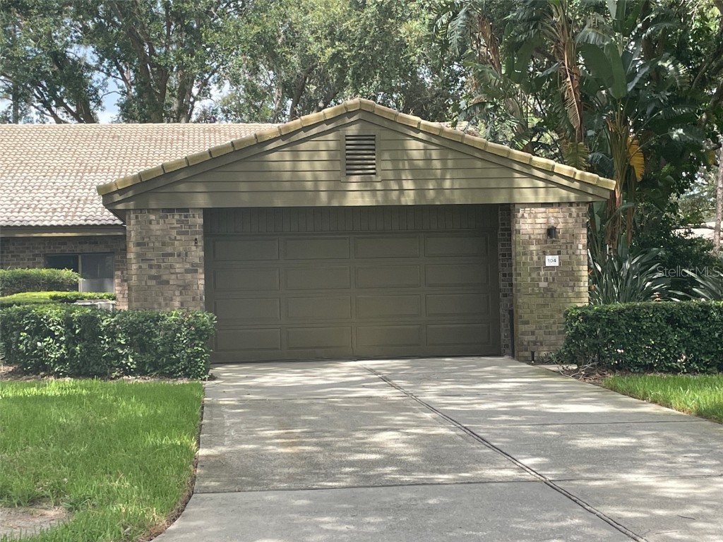 104 Woden Way Winter Haven FL 33884 - LAKE ELOISE P4926697 image1