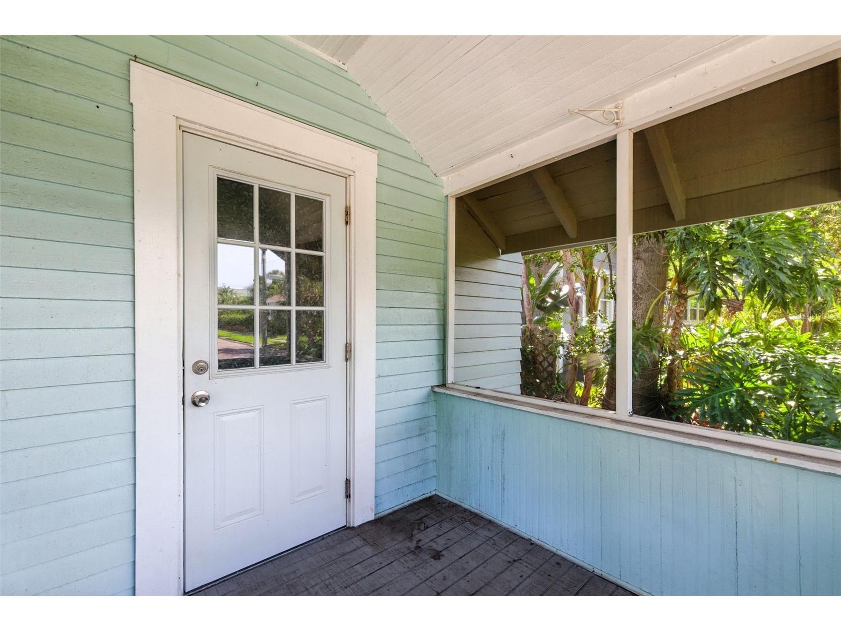 1040 19th Avenue N Saint Petersburg FL 33704 A4662987 image11
