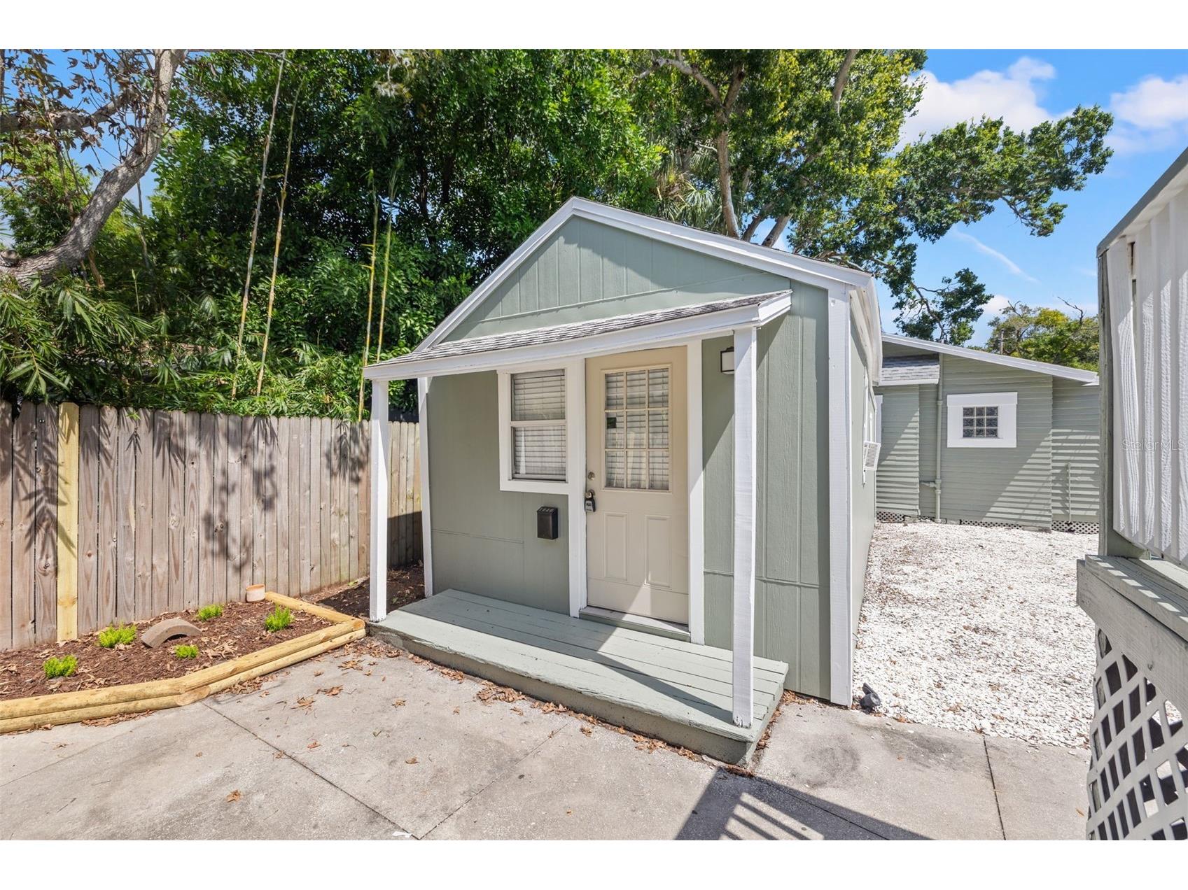 1040 19th Avenue N Saint Petersburg FL 33704 A4662987 image31
