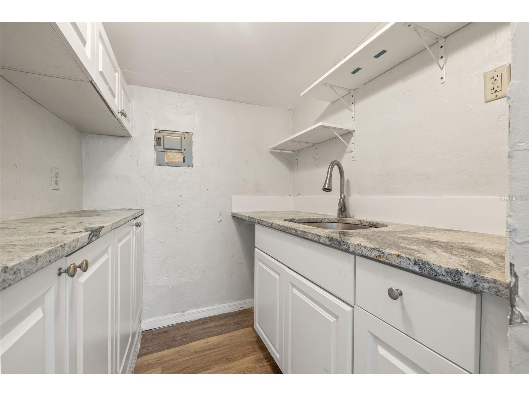 1040 19th Avenue N Saint Petersburg FL 33704 A4662987 image34