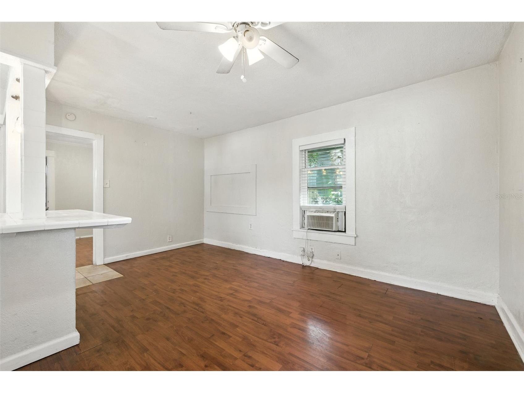 1040 19th Avenue N Saint Petersburg FL 33704 A4662987 image6