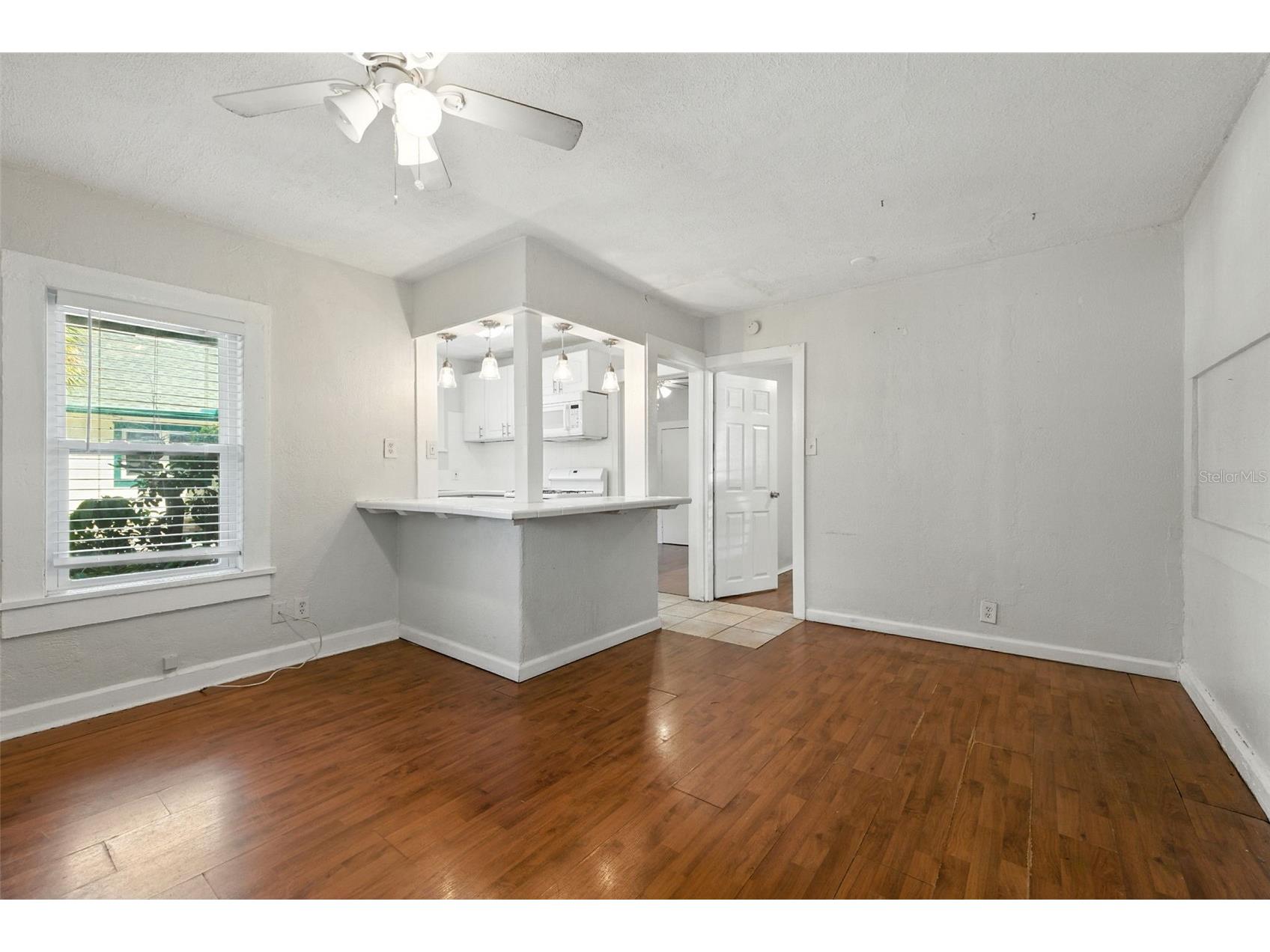 1040 19th Avenue N Saint Petersburg FL 33704 A4662987 image7