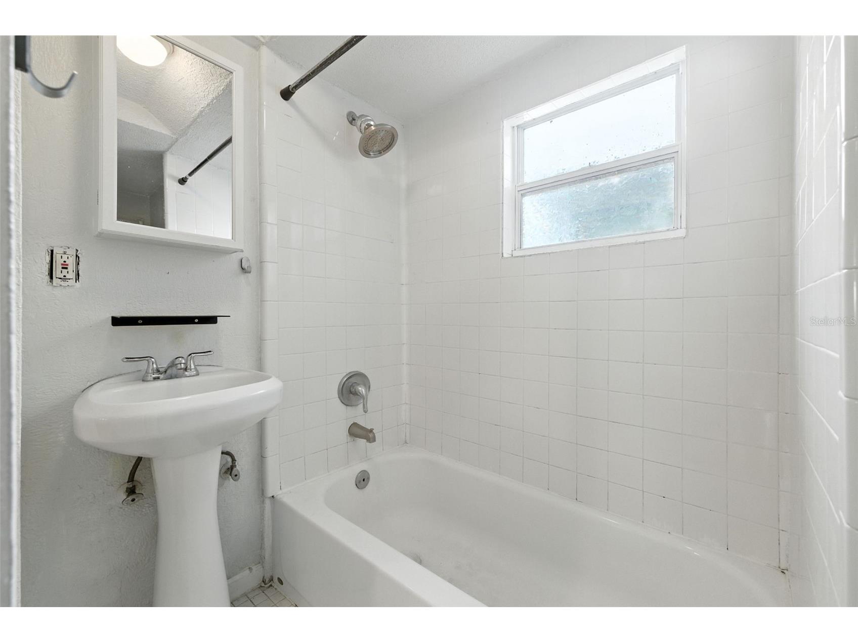 1040 19th Avenue N Saint Petersburg FL 33704 A4662987 image9