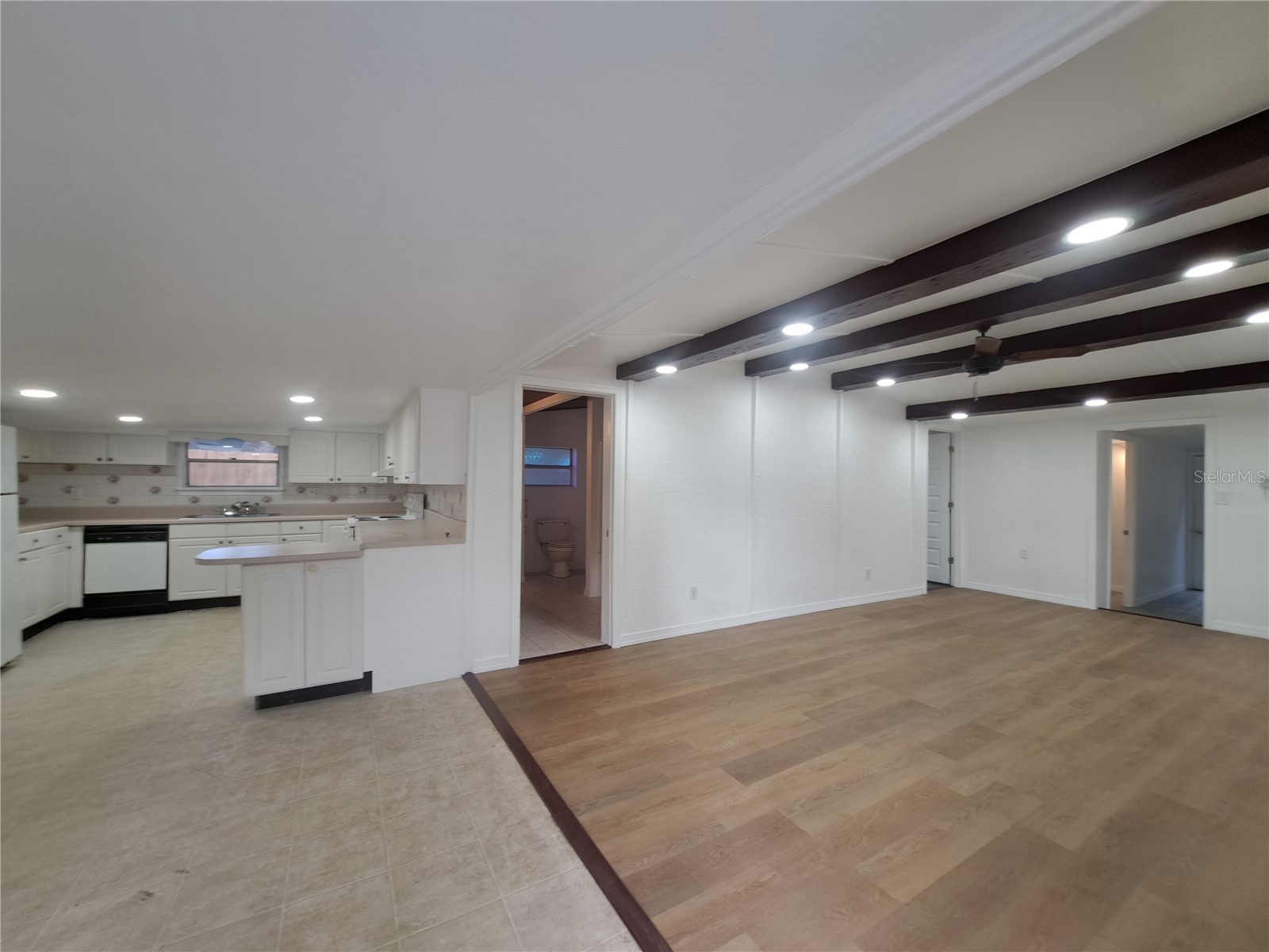 1040 65th Street S South Pasadena FL 33707 TB8422462 image11