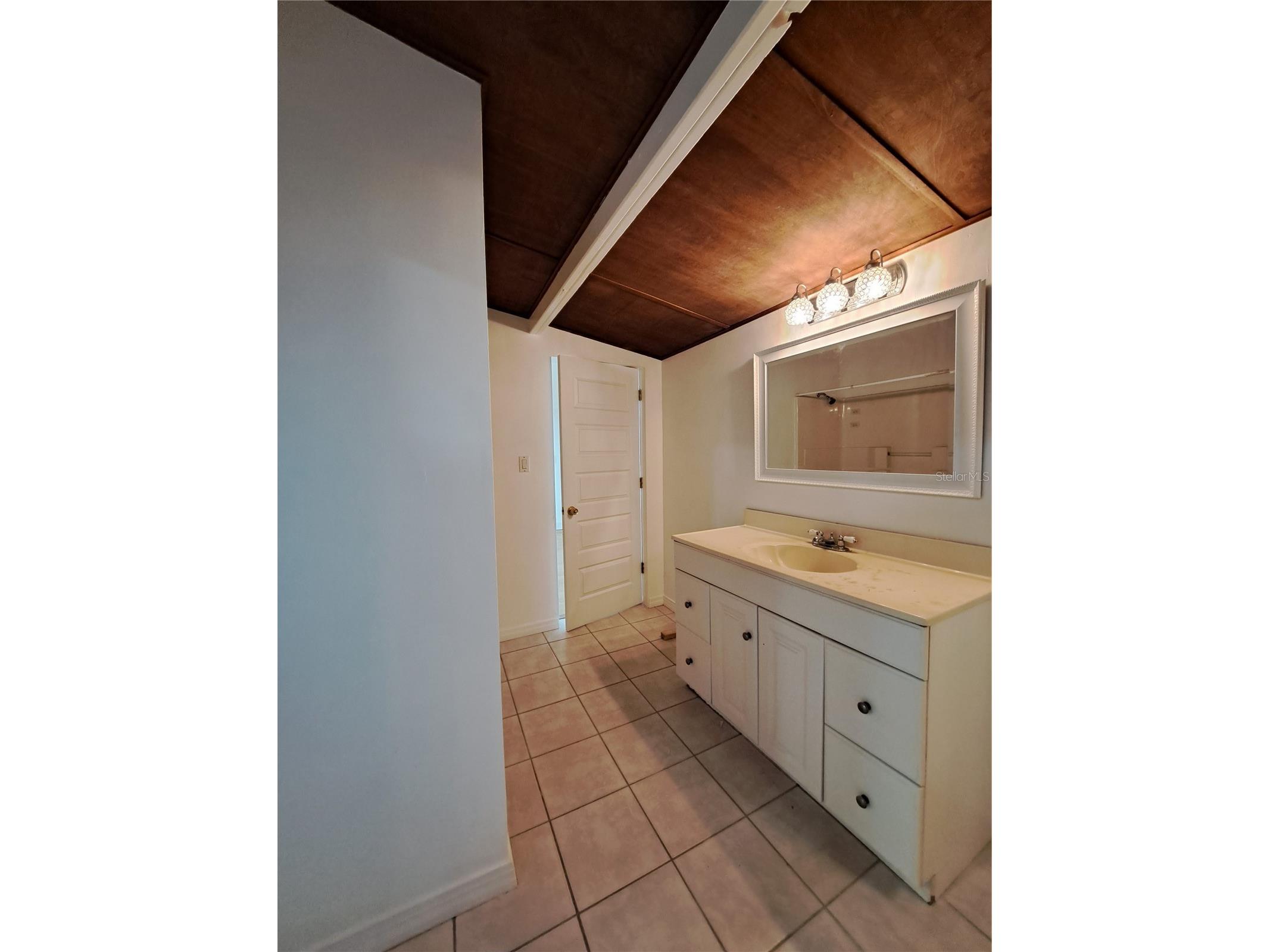 1040 65th Street S South Pasadena FL 33707 TB8422462 image22