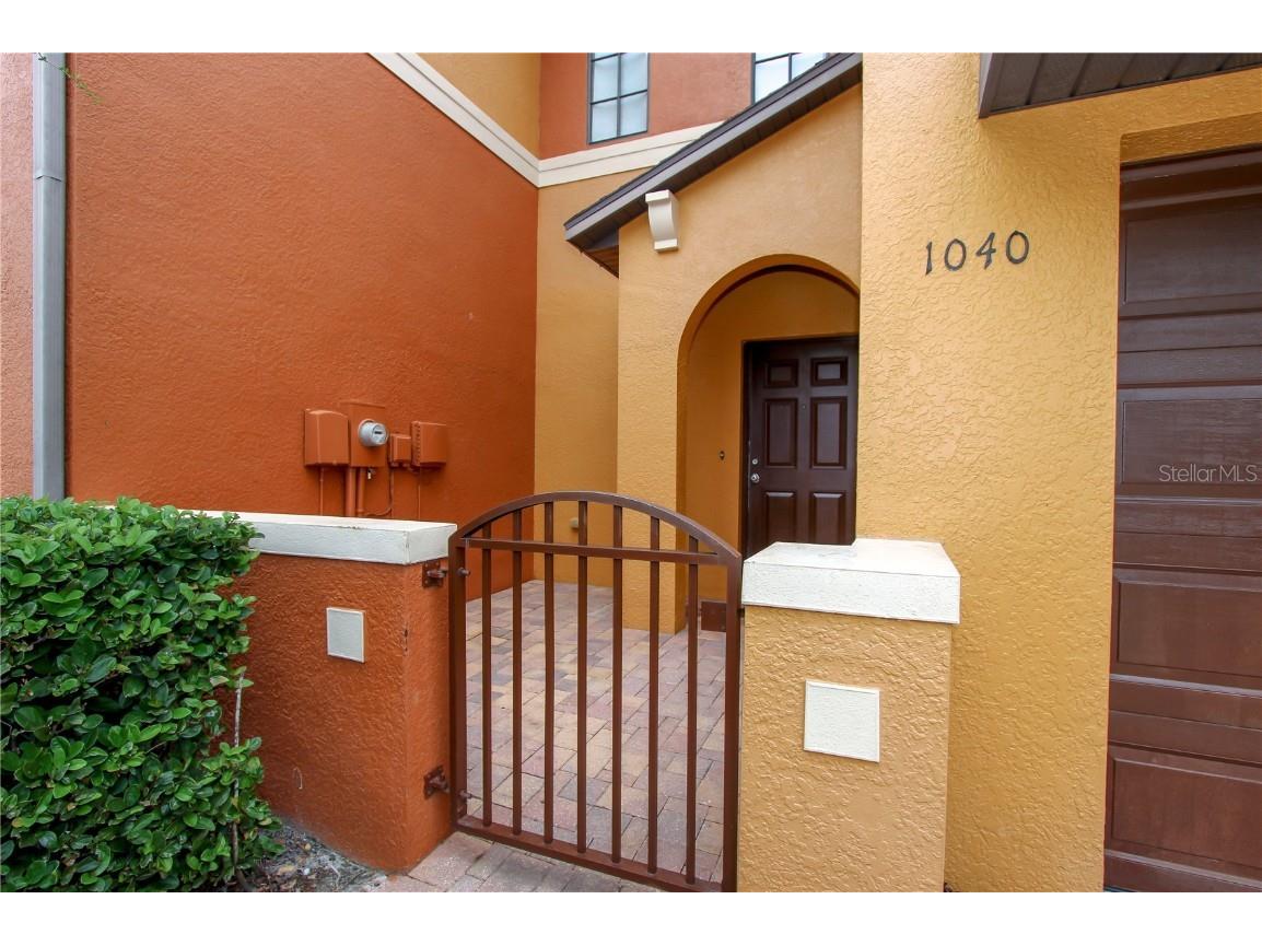 1040 Blackwater Drive Wesley Chapel FL 33543 T3488018 image1