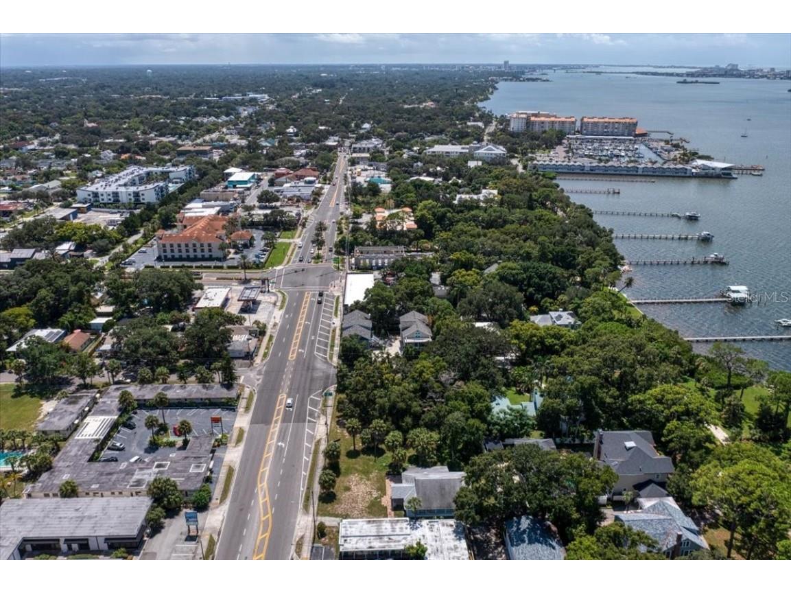 1040 Broadway, Dunedin, FL, 34698 MLS U8236471 Edina Realty