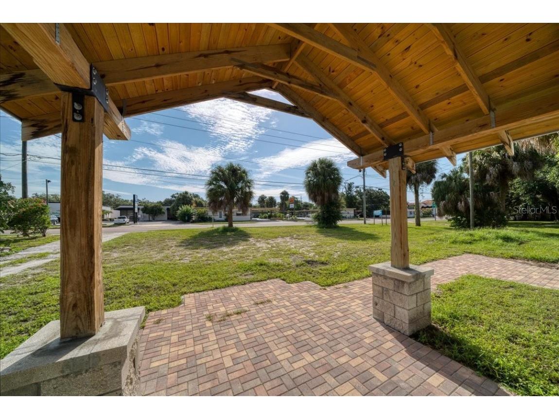 1040 Broadway Dunedin FL 34698 TB8338172 image10