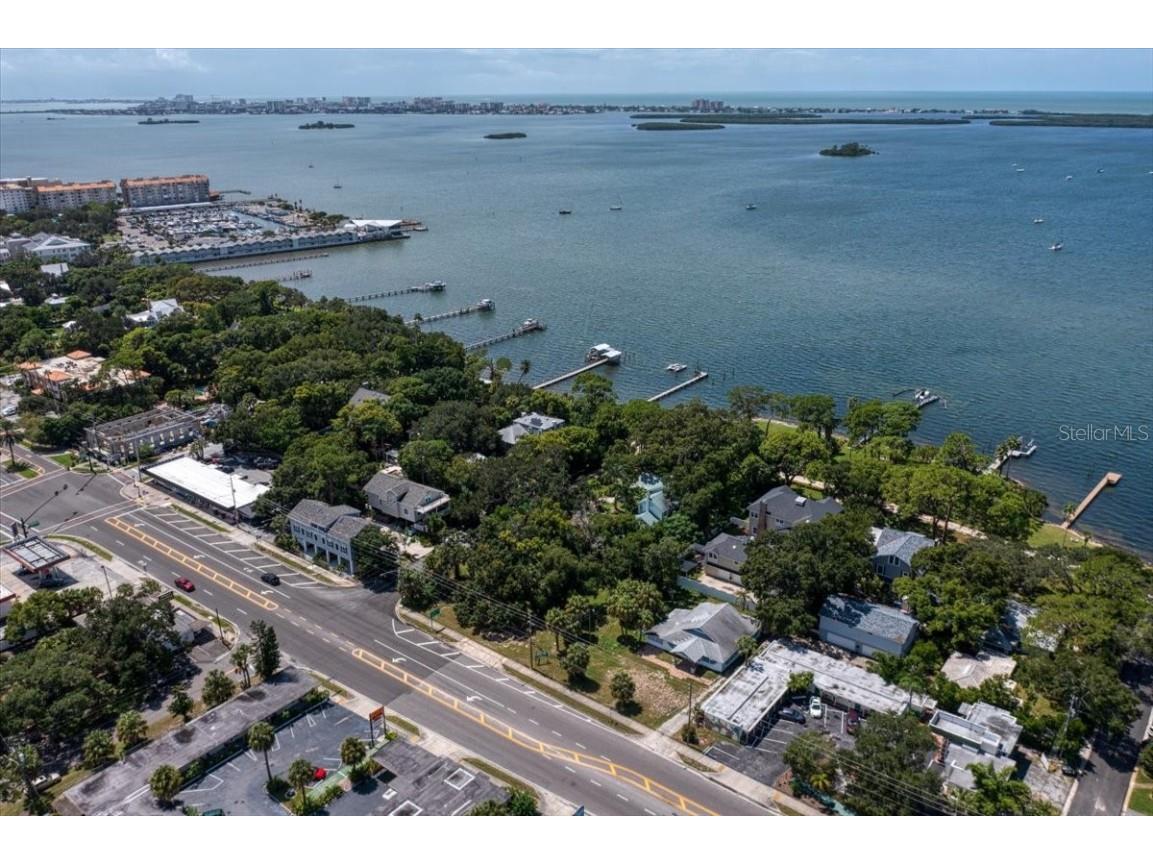 1040 Broadway Dunedin FL 34698 TB8338172 image4