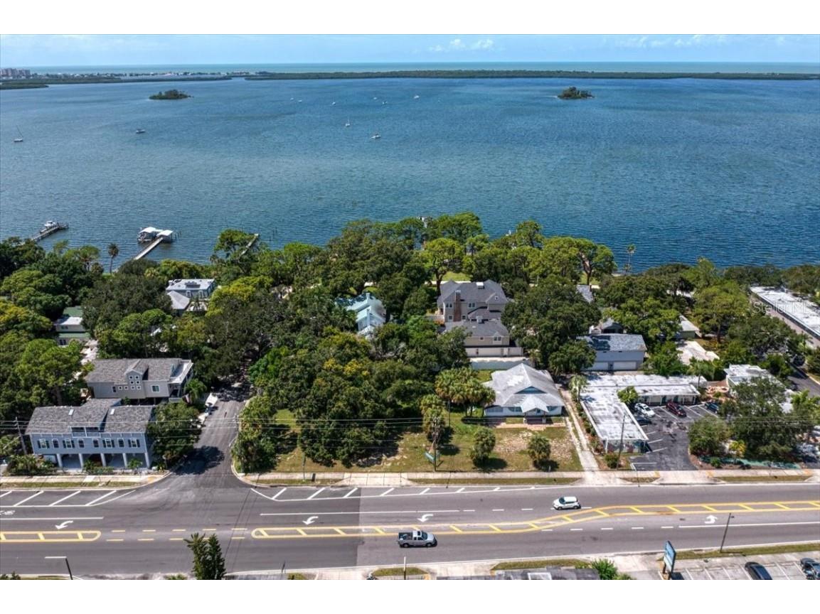 1040 Broadway Dunedin FL 34698 TB8338172 image7