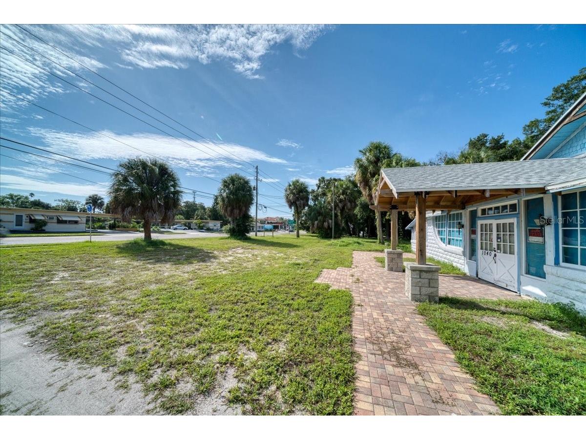1040 Broadway Dunedin FL 34698 TB8475037 image12