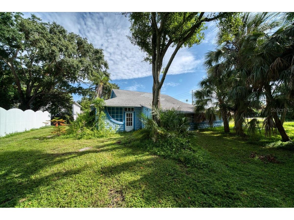 1040 Broadway Dunedin FL 34698 TB8475037 image17