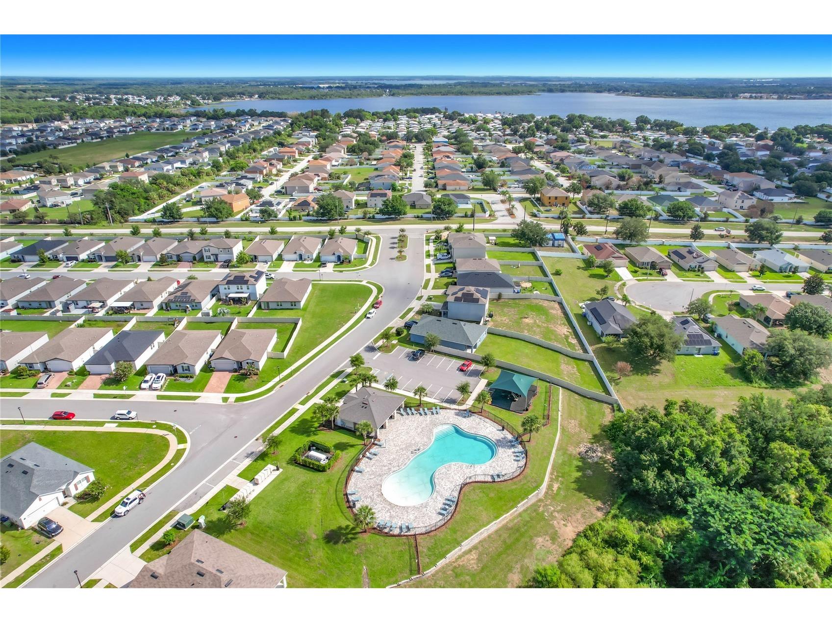 1040 Cambridge Drive Winter Haven FL 33881 OM727915 image41
