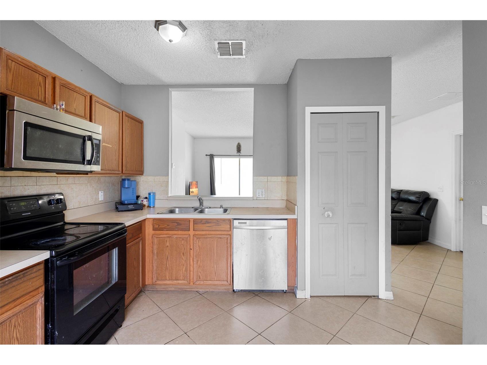 1040 Cannock Drive Kissimmee FL 34758 O6402700 image14