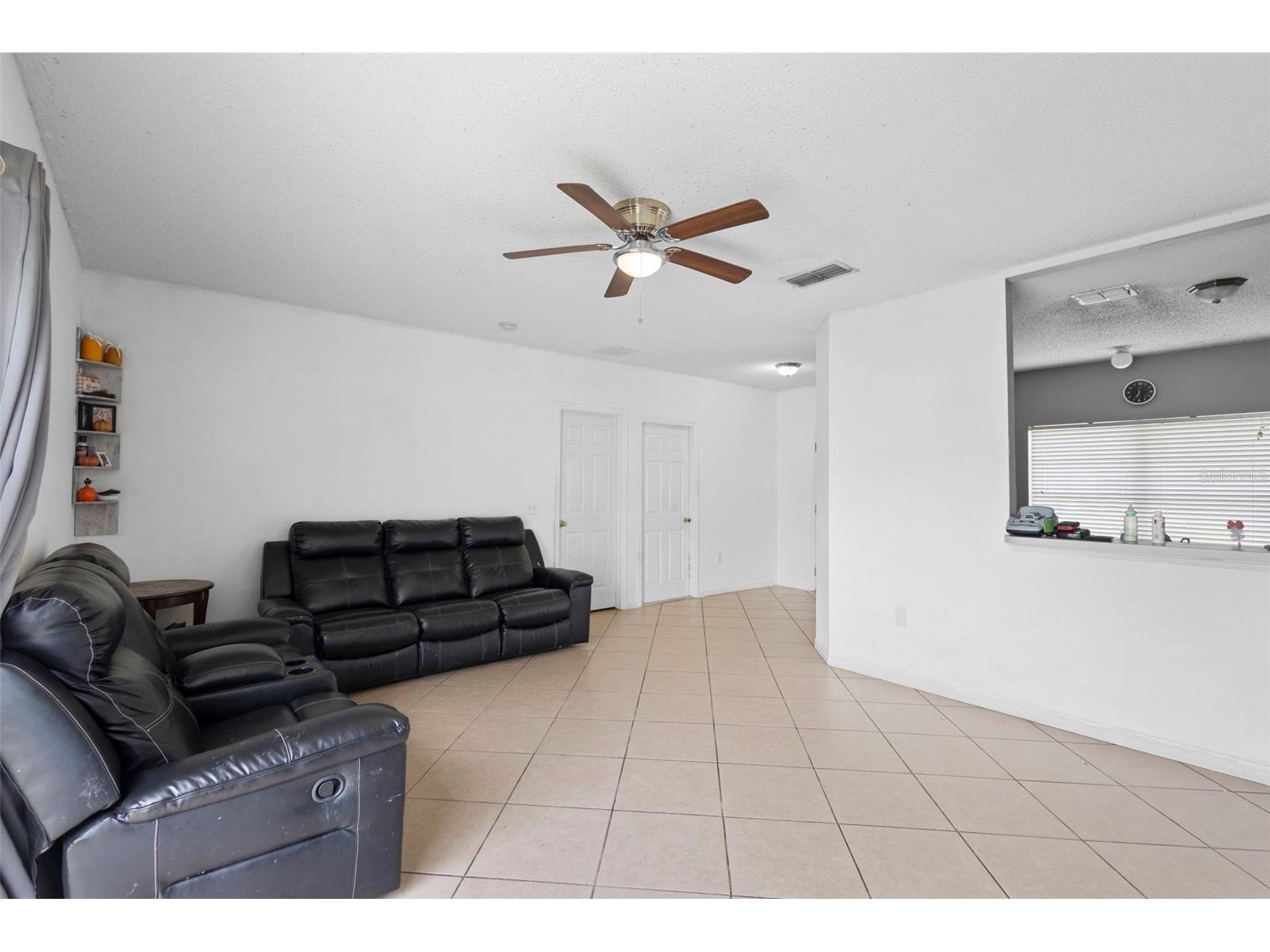1040 Cannock Drive Kissimmee FL 34758 O6402700 image8