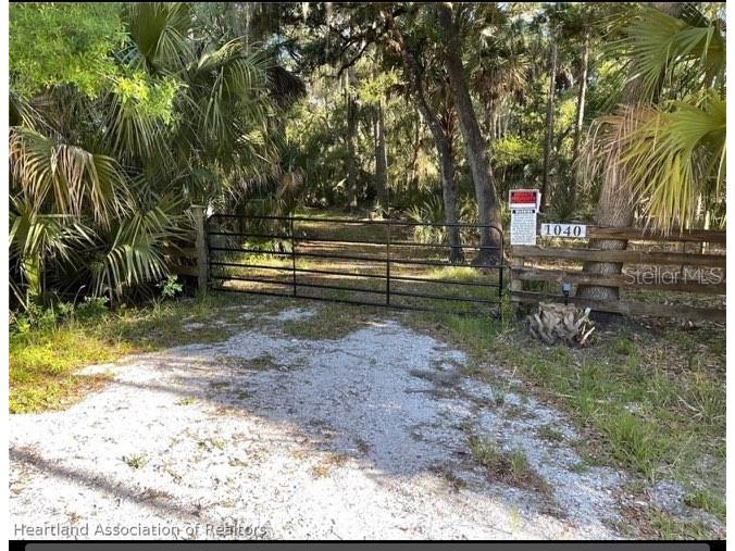 1040 Cracker Hammock Sebring FL 33875 TB8481598 image1