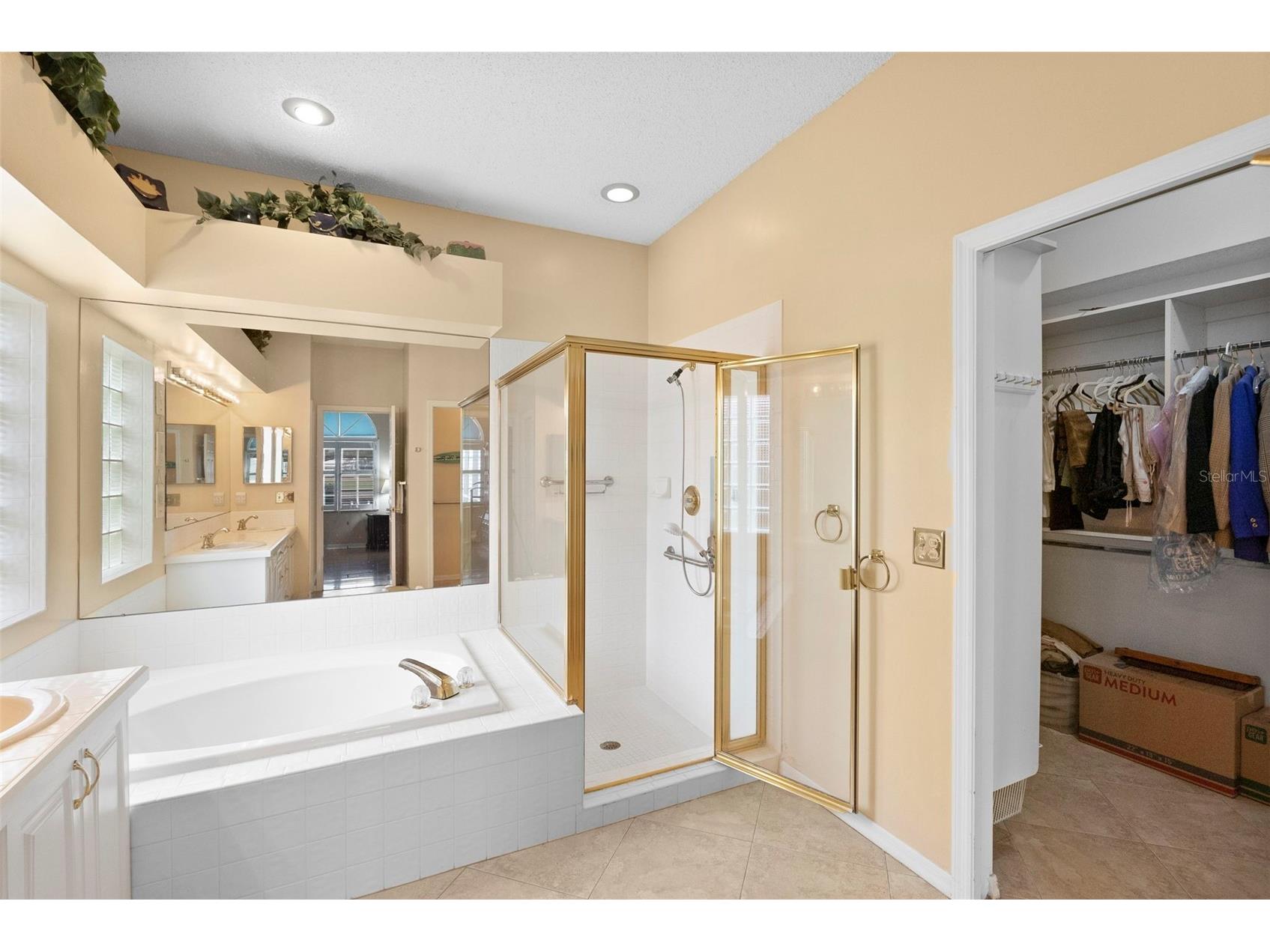 1040 Dartford Drive Tarpon Springs FL 34688 TB8475724 image16