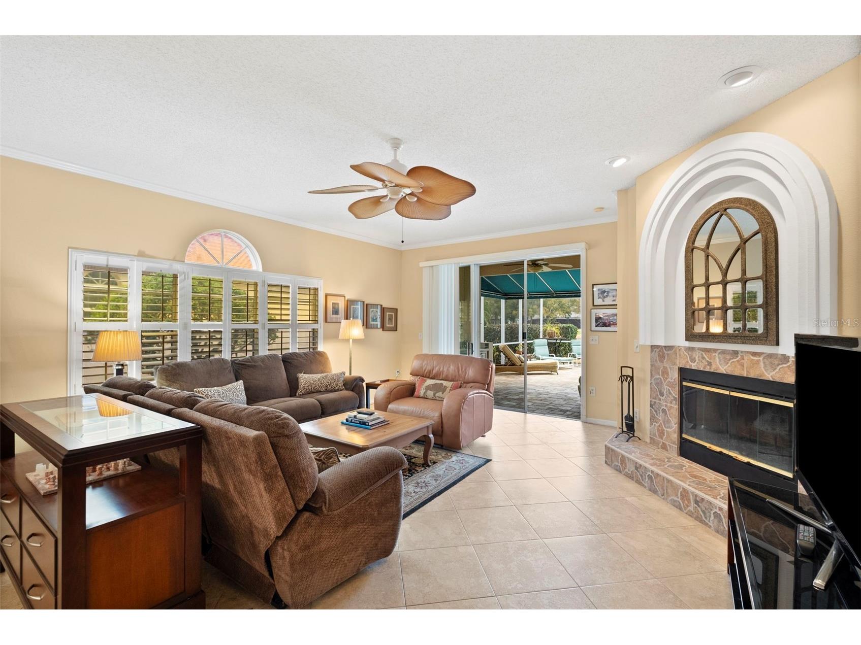 1040 Dartford Drive Tarpon Springs FL 34688 TB8475724 image6