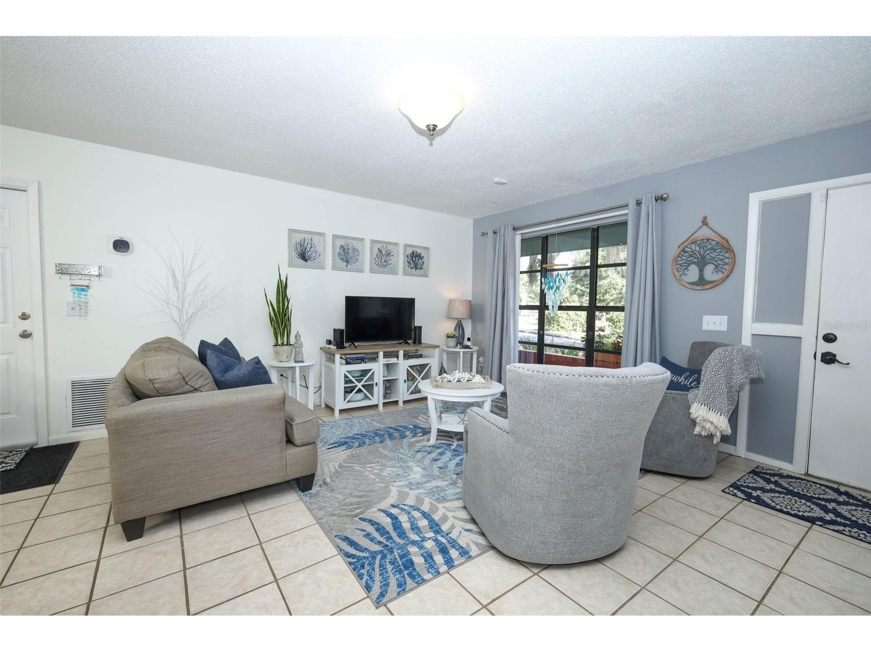 1040 Dennis Avenue Orlando FL 32807 O6364591 image4