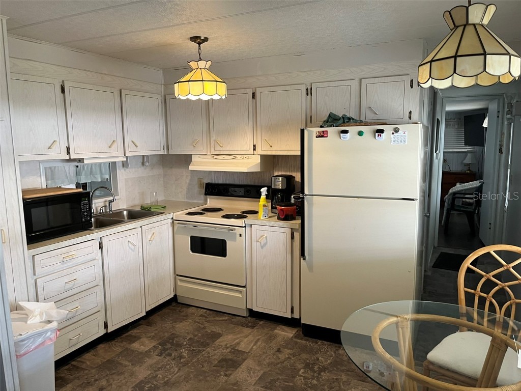 1040 Main Street #192 Dunedin FL 34698 TB8433212 image12